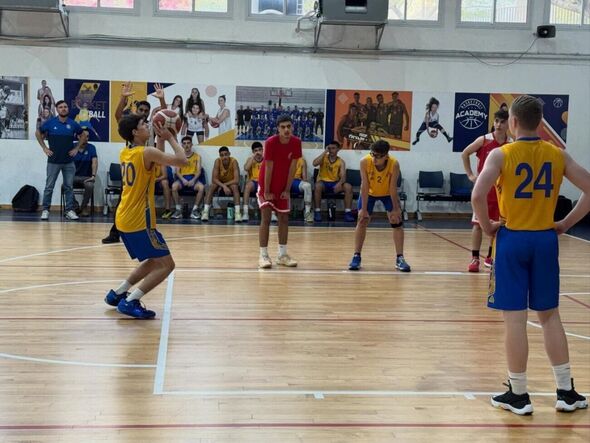 צילום מתוך דף הפייסבוק אליצור יבנה כדורסל הדף הרשמי