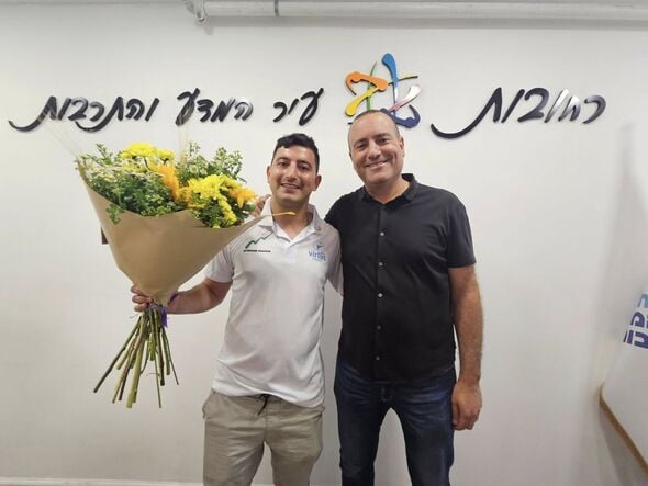 צילום מתוך דף הפייסבוק מתן דיל ראש העיר רחובות