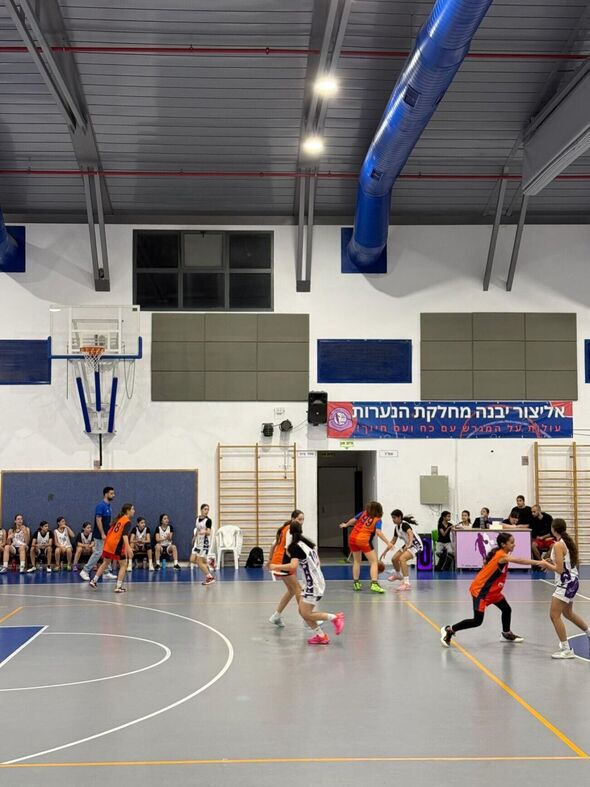 צילום מתוך דף הפייסבוק אליצור יבנה כדורסל הדף הרשמי