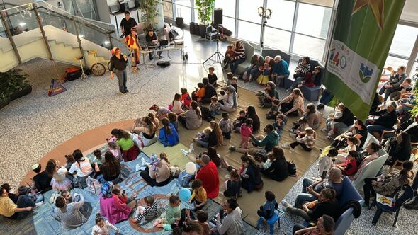 דף הפייסבוק רז קינסטליך - ראש עיריית ראשון לציון