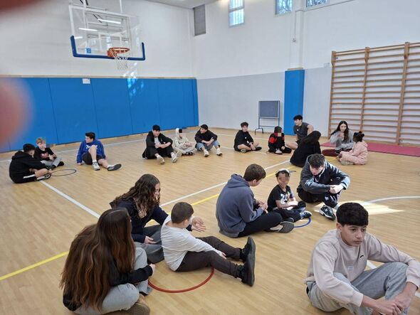 דף הפייסבוק עירוני ד' ע"ש אהרון קציר, תל אביב