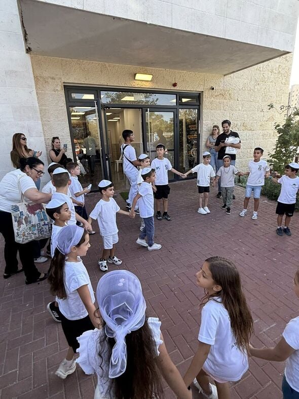 צילום מתוך דף הפייסבוק בית ספר רמון - רחובות החדשה