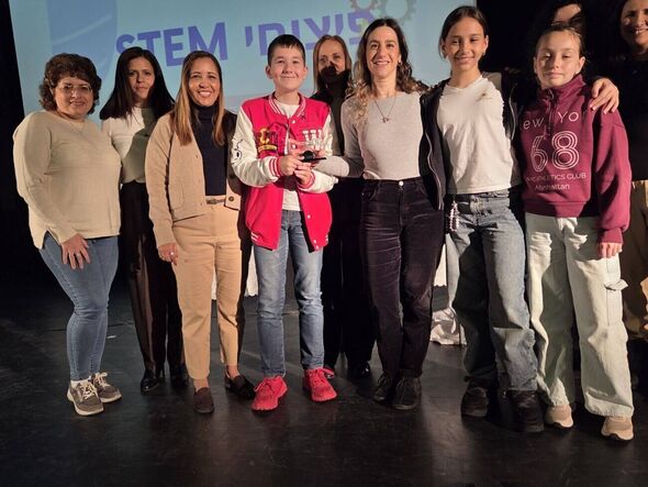 צילום מתוך דף הפייסבוק בית ספר נחשונים