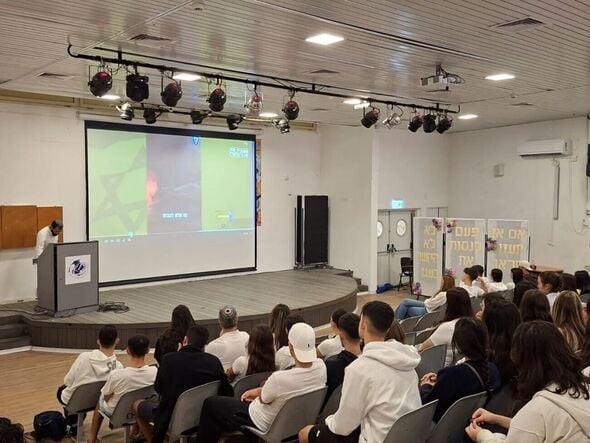 צילום מתוך דף הפייסבוק מקיף ט' ע"ש דוד אלעזר ראשון לציון