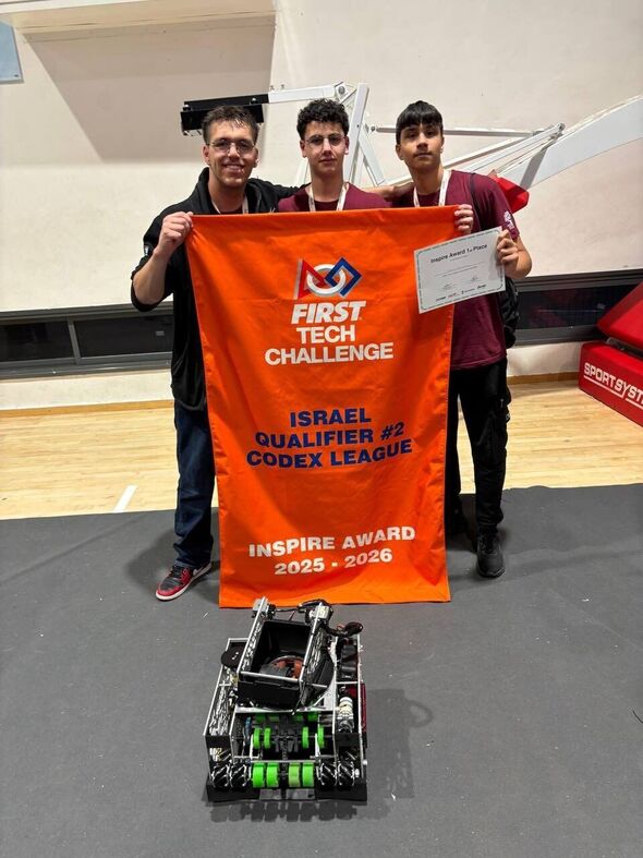 צילום מתוך דף הפייסבוק קרית החינוך ע"ש גינסבורג