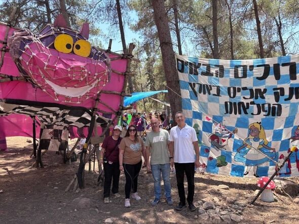 צילום מתוך דף הפייסבוק גבי גאון