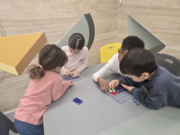 צילום מתוך דף הפייסבוק בית ספר אשלים לחדשנות דיגיטלית