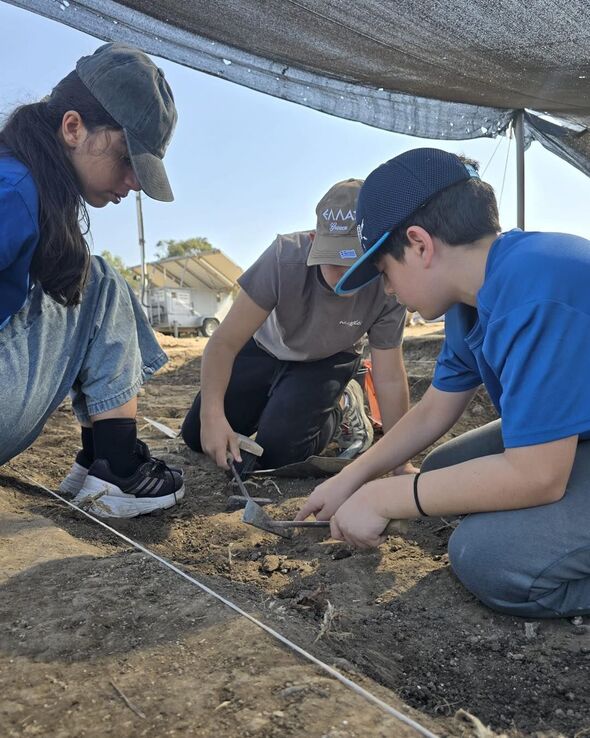 צילום מתוך דף הפייסבוק קריית חינוך דה שליט